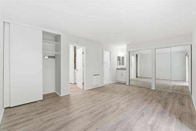 2388 Altisma Way, Carlsbad CA: https://media.crmls.org/mediaz/5476bc16-95a9-43f3-a1f4-3fdc8be9d920.jpg