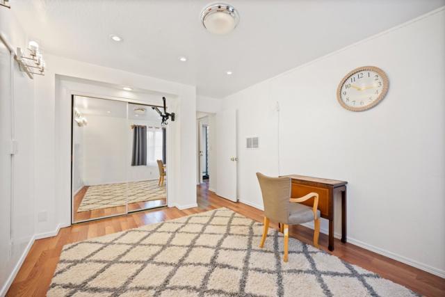 441 W Macarthur Boulevard, Oakland CA: https://media.crmls.org/mediaz/5476f4c3-16b1-4c53-9bbf-5a617691fa1c.jpg