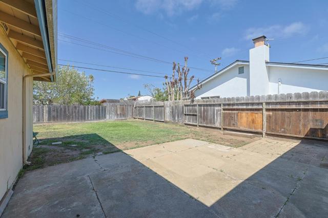 216 Crescent, Salinas CA: https://media.crmls.org/mediaz/5476fa2d-41d8-45a7-9b4d-2022d746f223.jpg