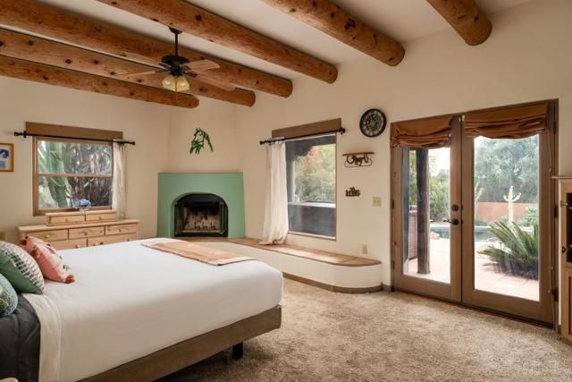 Detail Gallery Image 19 of 46 For 16761 Artesian Breeze Way, San Diego,  CA 92127 - 5 Beds | 4 Baths