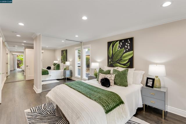 5588 Gonzalez Ct, Concord CA: https://media.crmls.org/mediaz/5479aab3-bcbd-4aa8-9fde-d94261edf67c.jpg