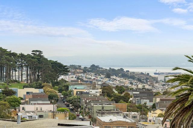 360 Laidley Street, San Francisco CA: https://media.crmls.org/mediaz/547ae99f-bae2-4964-941f-d17e6c66d175.jpg