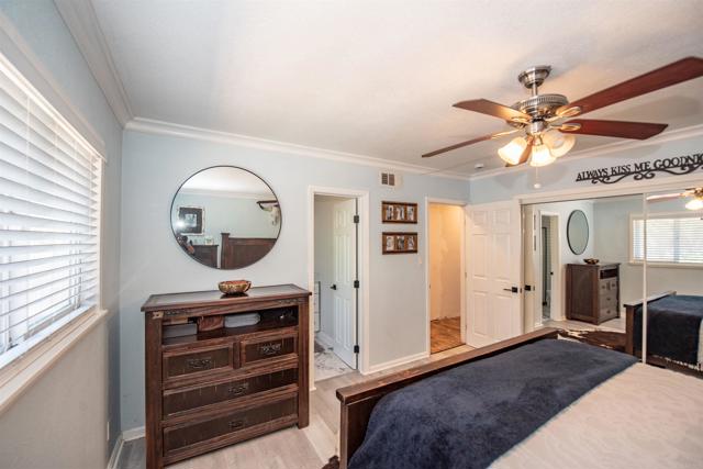 Detail Gallery Image 14 of 63 For 2094 Thibodo Ct, Vista,  CA 92081 - 3 Beds | 2 Baths