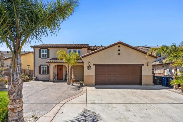 662 Ventura Drive, Soledad CA: https://media.crmls.org/mediaz/547fb1a6-4f0d-42c3-b712-b15b8eb8ae6b.jpg