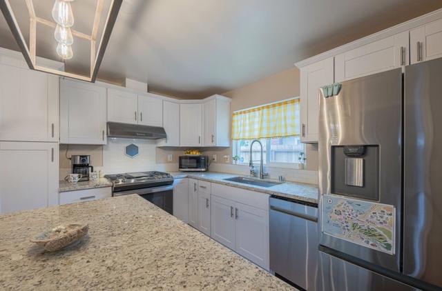 555 Williams Avenue, Seaside CA: https://media.crmls.org/mediaz/5480daaa-a160-4215-87d6-1b323923d76b.jpg