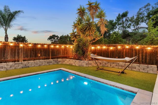 1650 Point Mugu Court, Chula Vista CA: https://media.crmls.org/mediaz/54815ad3-a9c6-42d3-ba8e-ae66eec98607.jpg