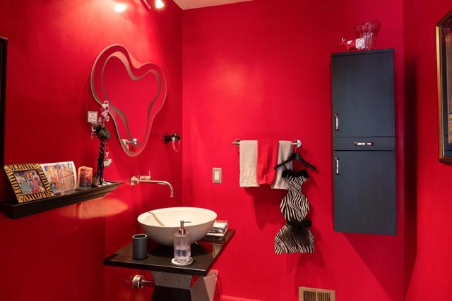 9662 Willow Court, Carmel CA: https://media.crmls.org/mediaz/54825416-6db2-4afe-b519-19a3c186acda.jpg