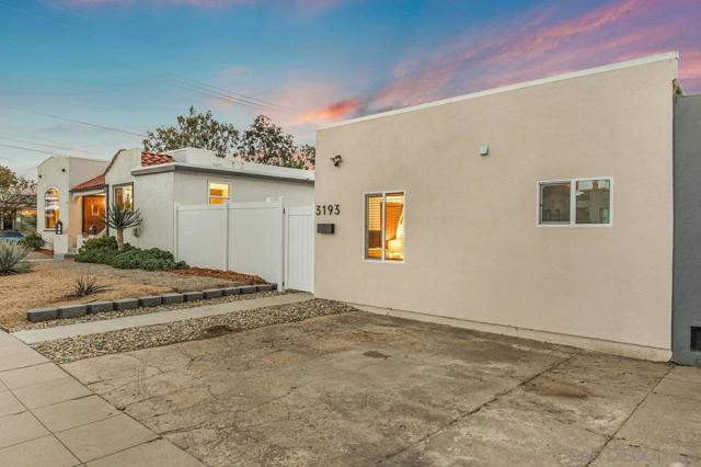 3195 Juniper St, San Diego CA: https://media.crmls.org/mediaz/54826edf-7911-4393-bd02-bb924d34d03c.jpg