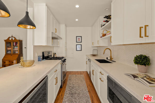 2621 Centinela Avenue, 17 photo 4