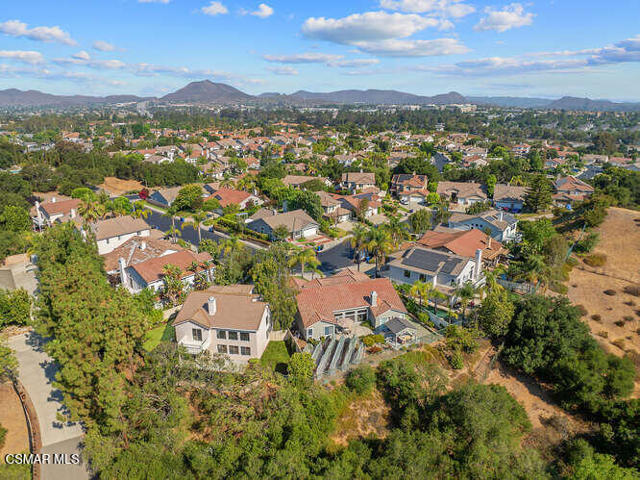 1636 Meadowglen Court, Newbury Park CA: https://media.crmls.org/mediaz/548456e7-5e14-4d6a-a087-de1983c4e074.jpg