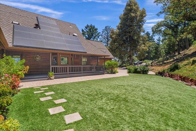 19960 Skyline Boulevard, Los Gatos CA: https://media.crmls.org/mediaz/5484bd9c-378b-4d24-a889-c254752662fd.jpg