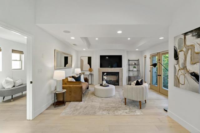 303 Lakeview Way, Redwood City CA: https://media.crmls.org/mediaz/54858f6b-2407-412b-ad70-54540716078e.jpg