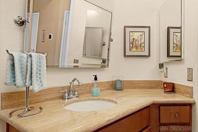 12122 Royal Birkdale Row, San Diego, California 92128, 2 Bedrooms Bedrooms, ,2 BathroomsBathrooms,Condominium,For Sale,Royal Birkdale Row,250020149SD