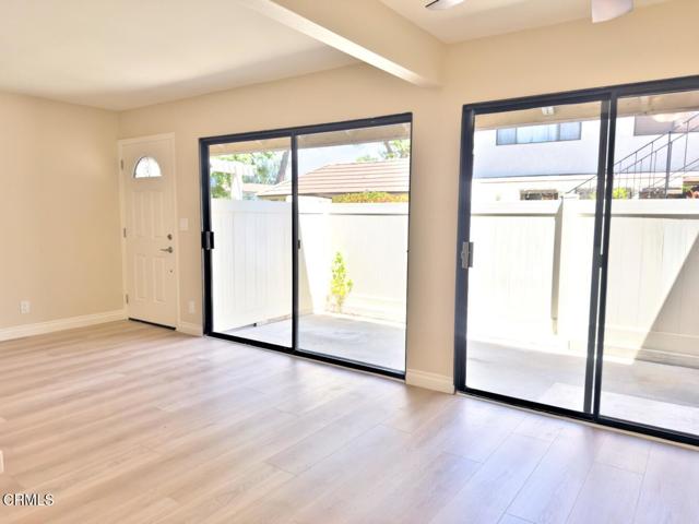 1169 Landsburn Circle, Westlake Village CA: https://media.crmls.org/mediaz/548956db-811c-444d-a691-91e5a4f14268.jpg