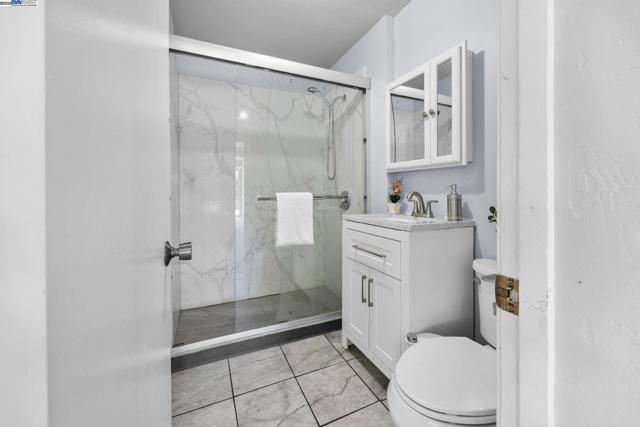 334 Oxford Street, Hayward CA: https://media.crmls.org/mediaz/548a0ebf-1d75-4c01-a766-d5e92d79a71e.jpg
