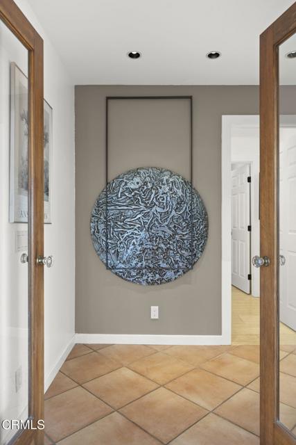 400 Alosta Drive, Camarillo CA: https://media.crmls.org/mediaz/548afd2b-e22f-4bf1-b5e7-6344ffa0e45d.jpg