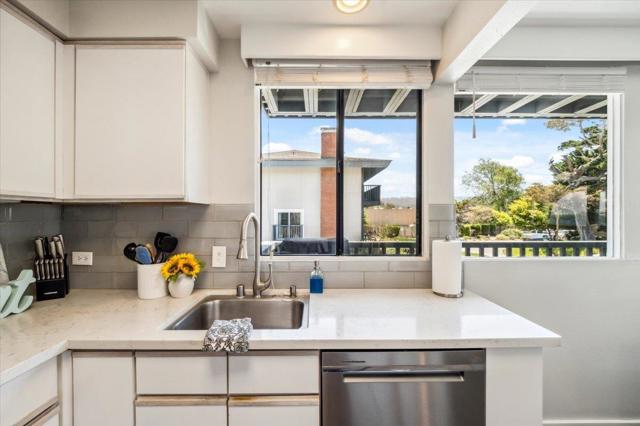 36 La Playa Street, Monterey CA: https://media.crmls.org/mediaz/548b0539-ea40-4981-ae9e-6d4cd8b6f642.jpg