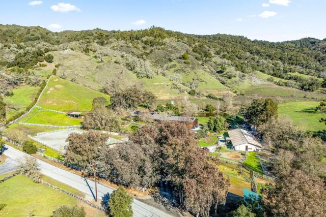 6915 Redwood Retreat Road, Gilroy CA: https://media.crmls.org/mediaz/548b645e-8926-4127-ad89-123bc9a81f36.jpg