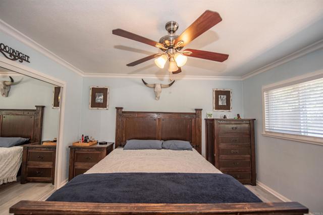 Detail Gallery Image 15 of 63 For 2094 Thibodo Ct, Vista,  CA 92081 - 3 Beds | 2 Baths