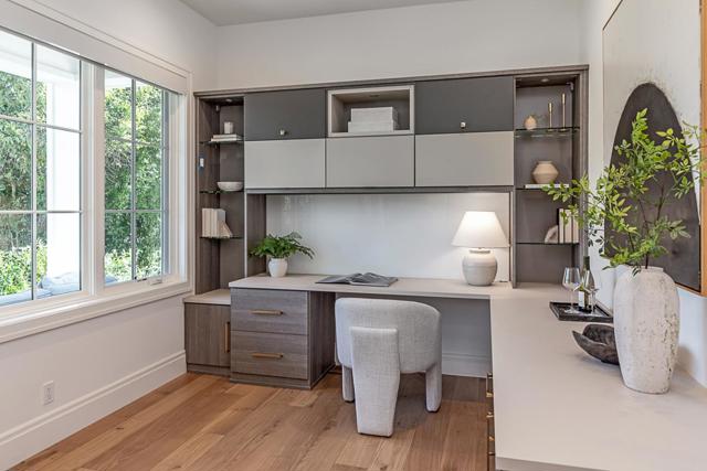 656 Benvenue Avenue, Los Altos CA: https://media.crmls.org/mediaz/548bbb72-012d-45f5-b8b2-ff9eb146f88c.jpg