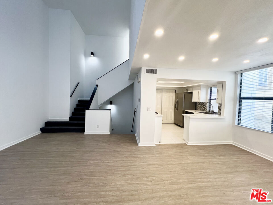 1600 Camden Avenue #E