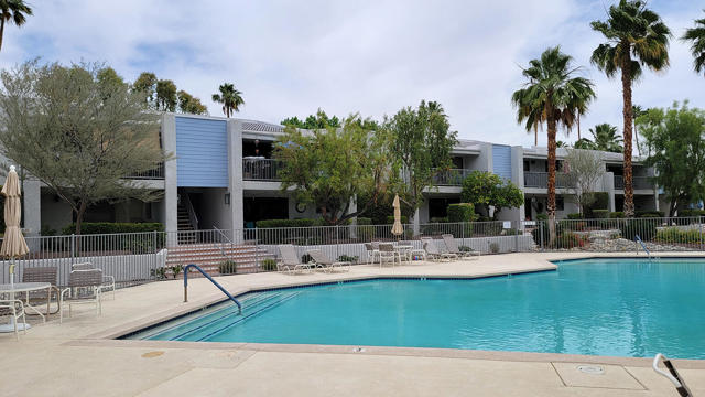 3155 E Ramon Road, Palm Springs CA: https://media.crmls.org/mediaz/548dff76-4923-4fff-8b50-ec4dc446f787.jpg