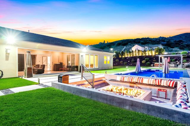 21992 Wilgen Rd, Escondido CA: https://media.crmls.org/mediaz/548e7e9b-9982-4118-8178-83e7d5415fb1.jpg