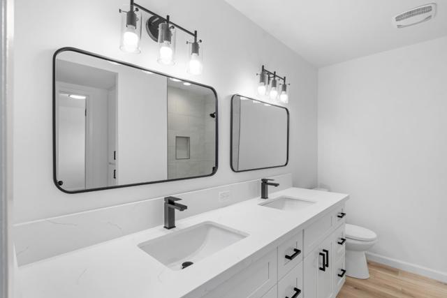 3221 Colgate Lane, Bakersfield CA: https://media.crmls.org/mediaz/548e8b15-788c-4ebf-a6f0-b6f547213155.jpg