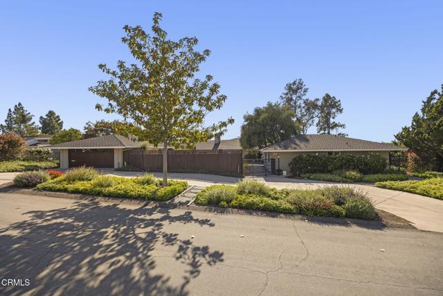 635 Via Del Cerro, Camarillo CA: https://media.crmls.org/mediaz/548ec59d-f728-4a28-a4d3-1369a4483d35.jpg