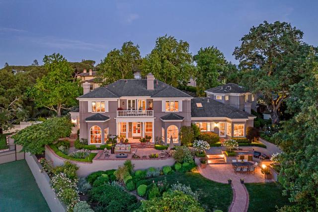 1205 Trinity Drive, Menlo Park CA: https://media.crmls.org/mediaz/548f14c5-e213-4bdc-a78a-35480f2ae8dc.jpg