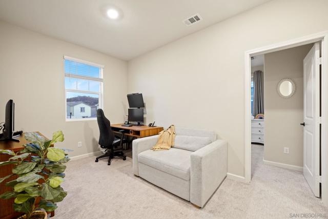 28079 Harvest Ct, Valley Center CA: https://media.crmls.org/mediaz/548f199b-23b7-43f1-827d-7aef9bdda9fc.jpg