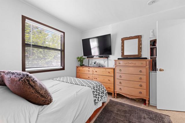 Detail Gallery Image 33 of 42 For 11935 Royal Rd #E,  El Cajon,  CA 92021 - 3 Beds | 1/2 Baths