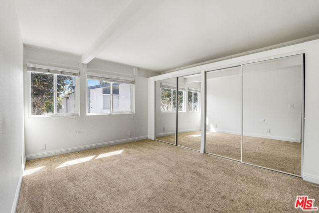 416 Bolero Way, Newport Beach CA: https://media.crmls.org/mediaz/548fadf0-1579-429e-8a3d-a0786171164b.jpg