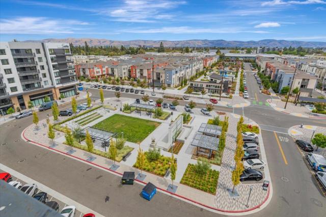 Image 27 of 31 For 3578 Rambla Place 425