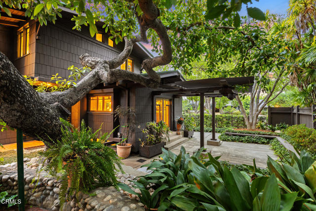 1524 Milan Avenue, South Pasadena CA: https://media.crmls.org/mediaz/549078c8-3b10-4ac6-892c-7003a7538e56.jpg