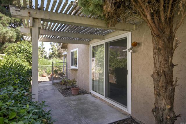 Detail Gallery Image 19 of 38 For 1824 Portofino Dr, Oceanside,  CA 92054 - 3 Beds | 2 Baths