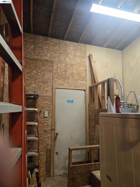 Image 20 of 29 For 1345 53rd Ave