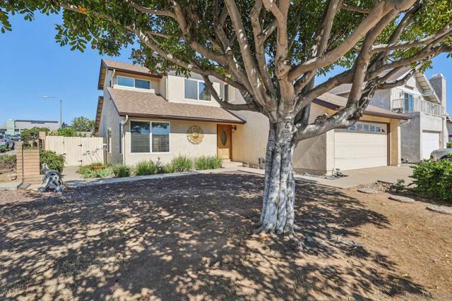 823 Fuchsia Ln, San Diego CA: https://media.crmls.org/mediaz/54918ab4-49b0-4a2f-bdee-5bd7601223d8.jpg