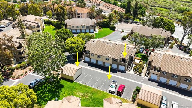 5033 Los Morros Way, Oceanside CA: https://media.crmls.org/mediaz/5491ad2d-ec42-4e51-bb34-842f9077b9d1.jpg