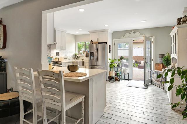 Detail Gallery Image 5 of 21 For 1105 Bostonia, El Cajon,  CA 92021 - 2 Beds | 1 Baths