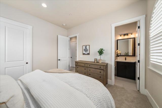 2999 Bluffs Drive, Marina CA: https://media.crmls.org/mediaz/54924c60-421f-4de2-947e-b92344efa9f3.jpg