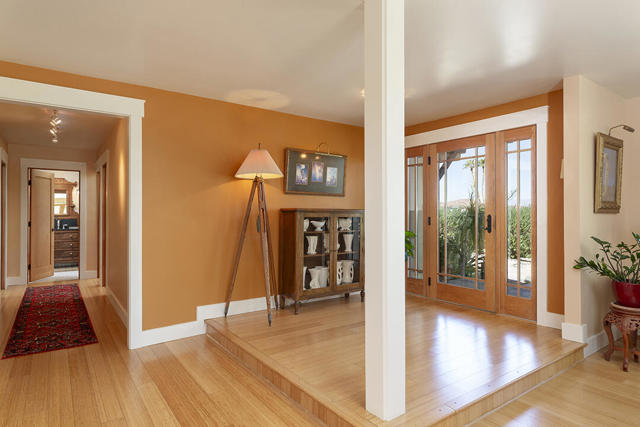 67931 Valley Vista Drive, Cathedral City CA: https://media.crmls.org/mediaz/54941576-276c-4ec2-8245-e617f49069ce.jpg