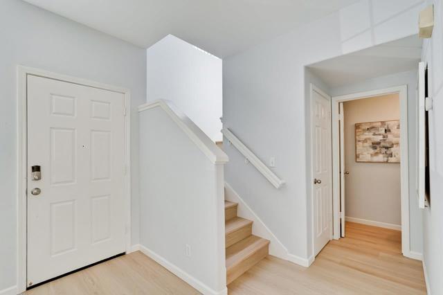 2153 Esperanca Avenue, Santa Clara CA: https://media.crmls.org/mediaz/54947af3-0880-4027-a2a0-4e2a2f48f62e.jpg