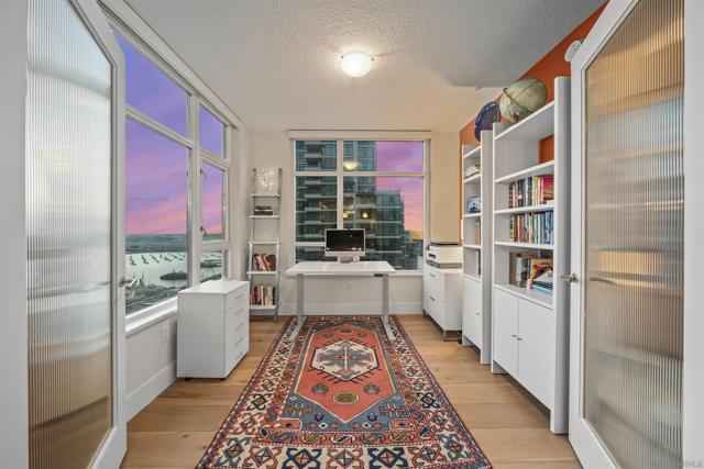 1199 Pacific Hwy, San Diego CA: https://media.crmls.org/mediaz/5494a07d-f33f-4cc5-aa80-d8f4aa8f8440.jpg