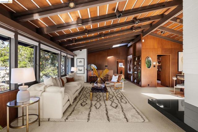 Image 7 of 52 For 85 El Camino Real