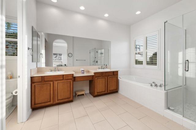 Image 31 of 54 For 688 Sandra Lane