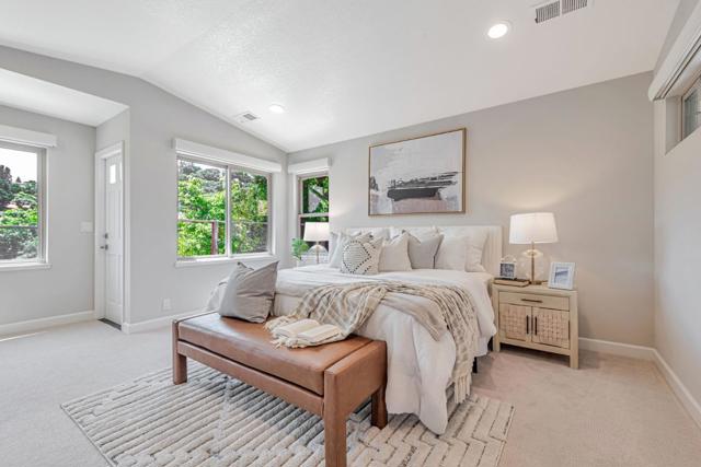 21298 Maria Lane, Saratoga CA: https://media.crmls.org/mediaz/5496e715-52f9-4058-9eb9-750314a33b8f.jpg