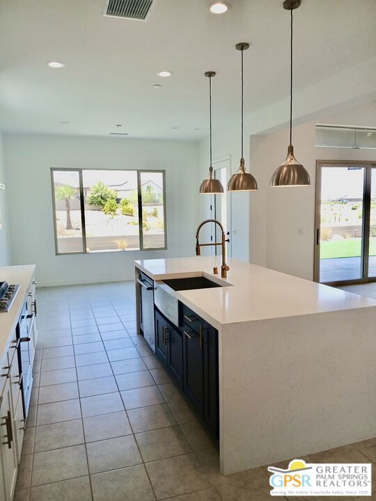 69 Zinfandel, Rancho Mirage CA: https://media.crmls.org/mediaz/549a6a23-8639-4cfa-aaea-1510a12a93af.jpg