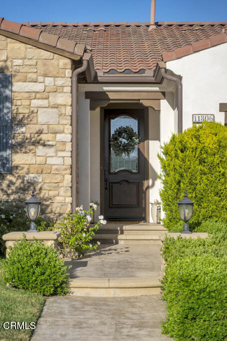11806 Ricasoli Way, Porter Ranch CA: https://media.crmls.org/mediaz/549aa424-6e6d-4624-8efe-807a04e5063f.jpg
