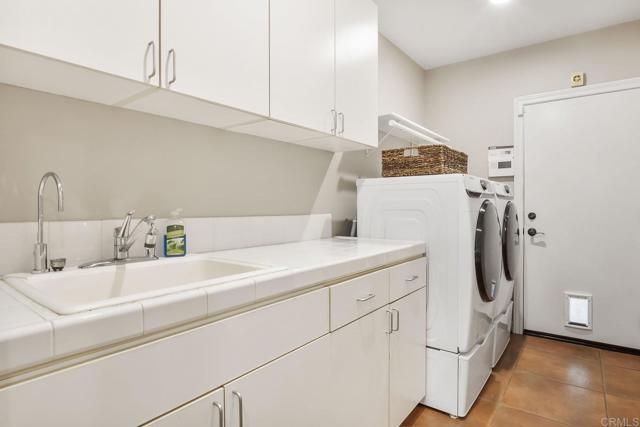 Detail Gallery Image 48 of 68 For 14773 via Bettona, San Diego,  CA 92127 - 4 Beds | 4/1 Baths